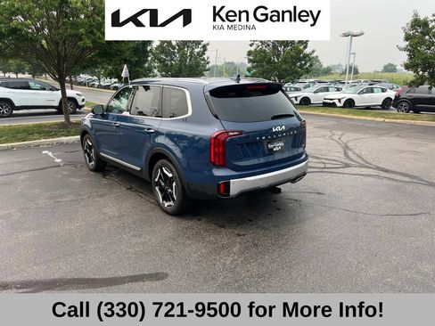 Certified 2024 Kia Telluride S w/ S Sunroof Package AWD/4WD image 15
