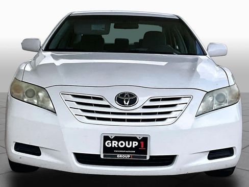 Used 2009 Toyota Camry FWD image 3