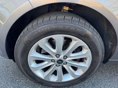 Used 2014 Land Rover Range Rover HSE image 40