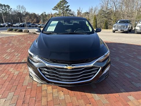 Used 2023 Chevrolet Malibu LS image 31