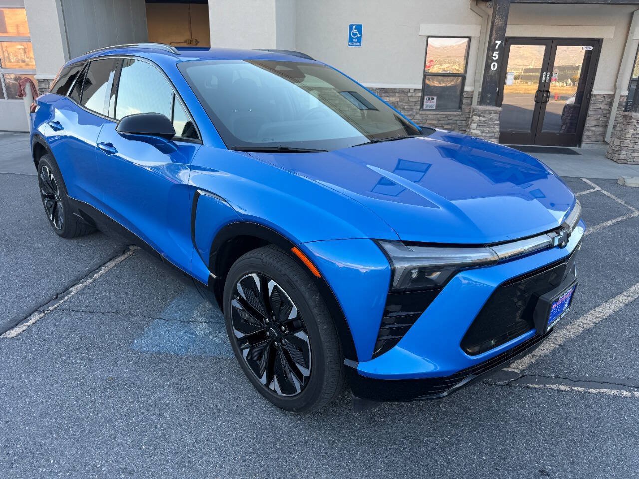 Used 2024 Chevrolet Blazer EV RS AWD/4WD image 1