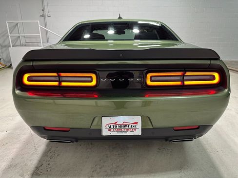 Used 2018 Dodge Challenger R/T Scat Pack RWD image 6