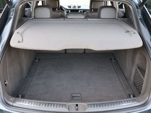 Used 2017 Porsche Macan image 24