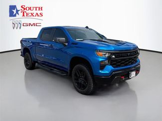 Used 2024 Chevrolet Silverado 1500 Custom Trail Boss w/ LPO, Dark Essentials Package AWD/4WD video 1