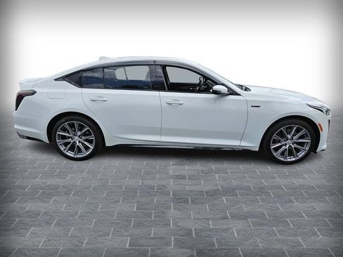 Used 2022 Cadillac CT5 V w/ Premium Package image 4