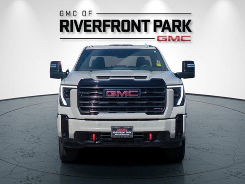 Used 2026 GMC Sierra 2500 AT4 w/ AT4 Premium Plus Package AWD/4WD image 8