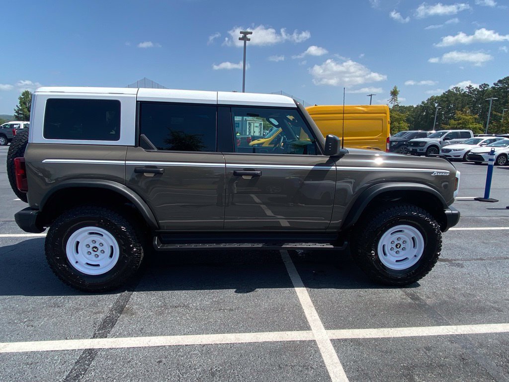 New 2026 Ford Bronco Heritage Edition AWD/4WD image 8