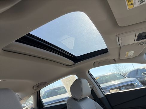 Certified 2025 Honda Accord SE image 13