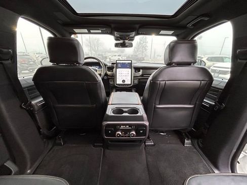 Used 2024 Ford Expedition Max Platinum image 45