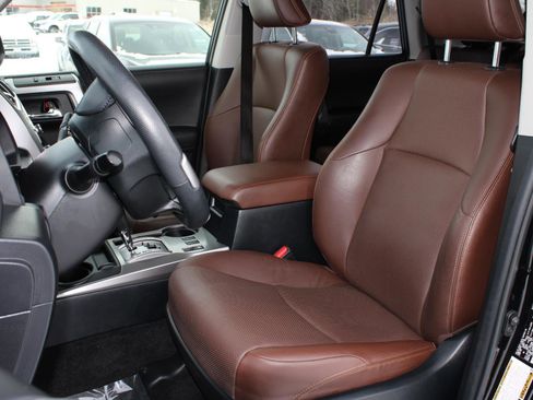 Used 2024 Toyota 4Runner Limited image 16