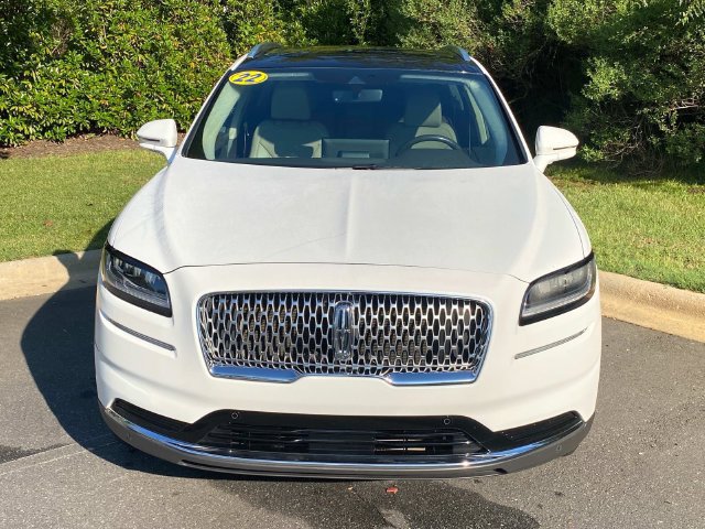 Used 2022 Lincoln Nautilus Reserve w/ Equipment Group 201A FWD image 2