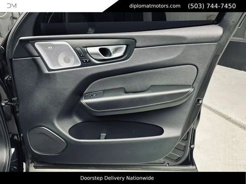 Used 2024 Volvo XC60 T8 Polestar AWD/4WD image 25