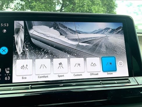 Used 2024 Volkswagen Atlas SE AWD/4WD image 36