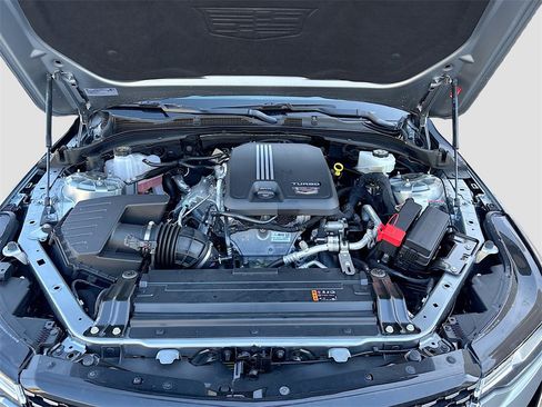 Used 2025 Cadillac CT4 Luxury image 31