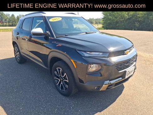 Used 2023 Chevrolet TrailBlazer ACTIV w/ Convenience Package AWD/4WD image 2