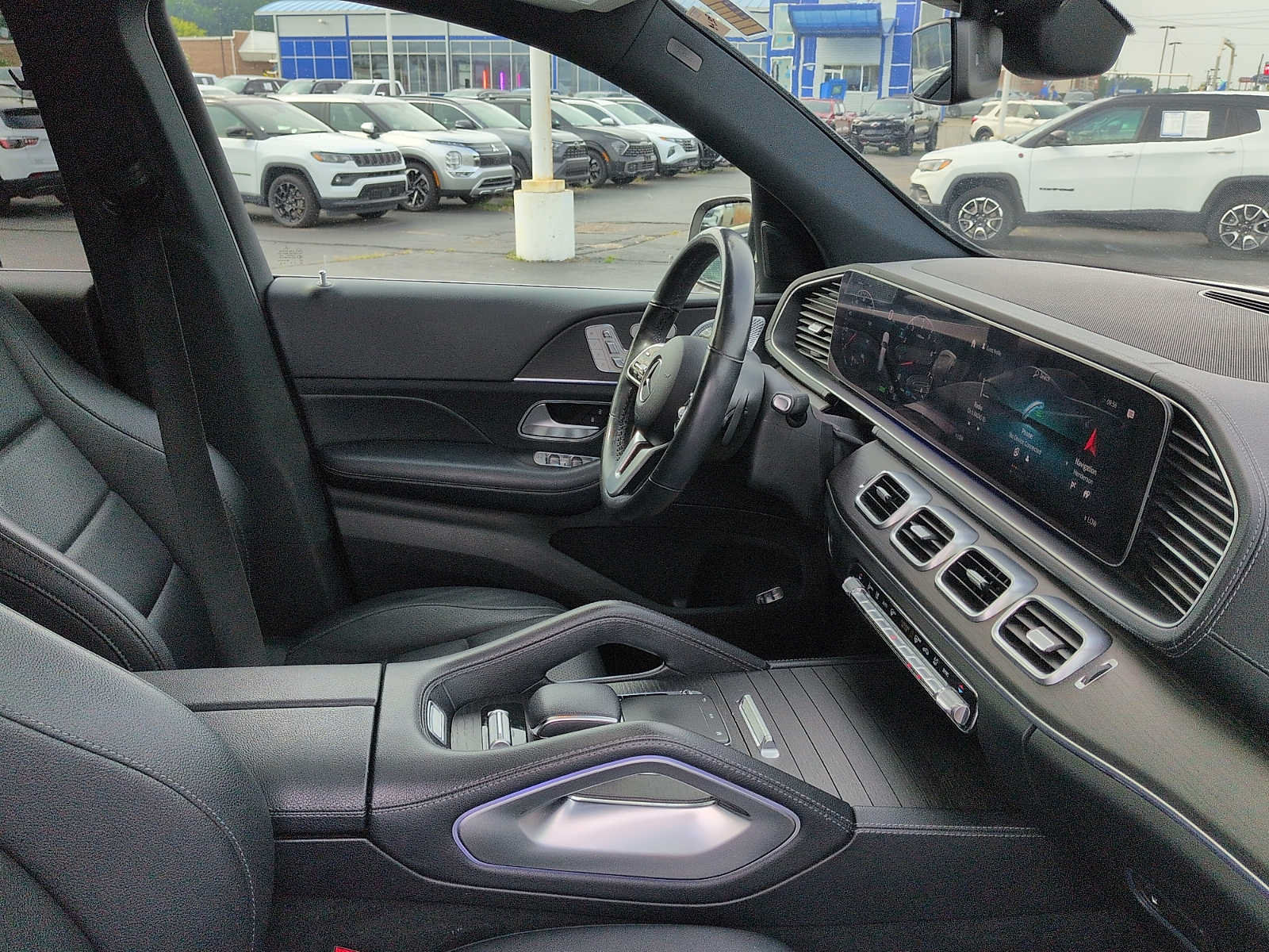 Used 2020 Mercedes-Benz GLS 450 4MATIC image 10