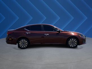 Used 2024 Nissan Altima 2.5 SV FWD video 2