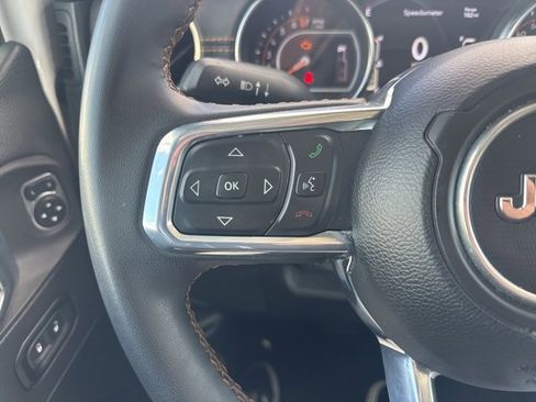 Used 2023 Jeep Gladiator Overland image 13