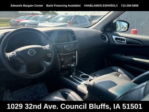 Used 2015 Nissan Pathfinder SV w/ Cargo Package AWD/4WD image 10