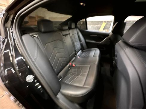 Used 2026 BMW 530i w/ M Sport Package RWD image 29
