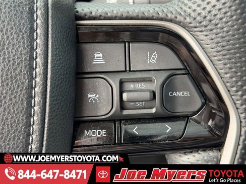 Used 2024 Toyota Tundra Limited image 23