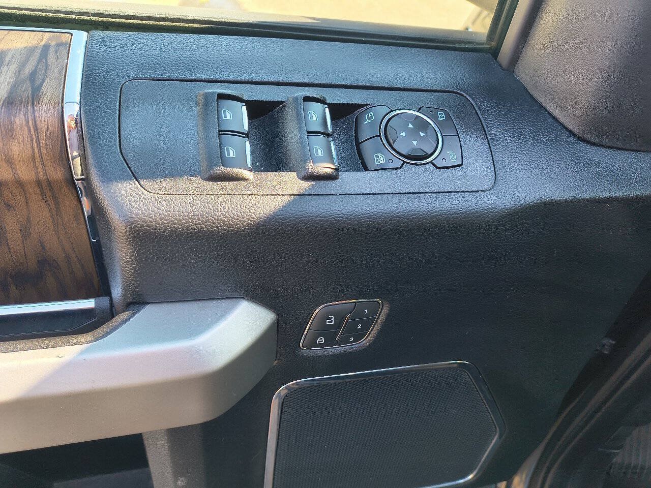 Used 2020 Ford F150 Lariat AWD/4WD image 20