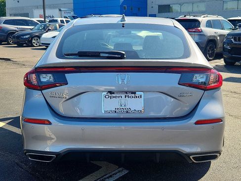 Used 2023 Honda Civic Sport Touring image 5
