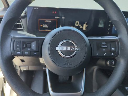 Certified 2025 Nissan Kicks SV w/ SV Premium Package FWD image 38