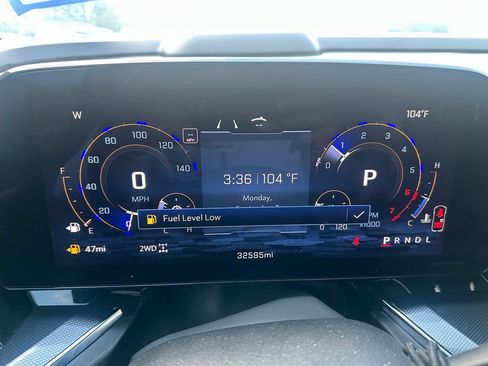 Used 2025 Chevrolet Tahoe RST w/ Sun And Tow Package AWD/4WD image 14