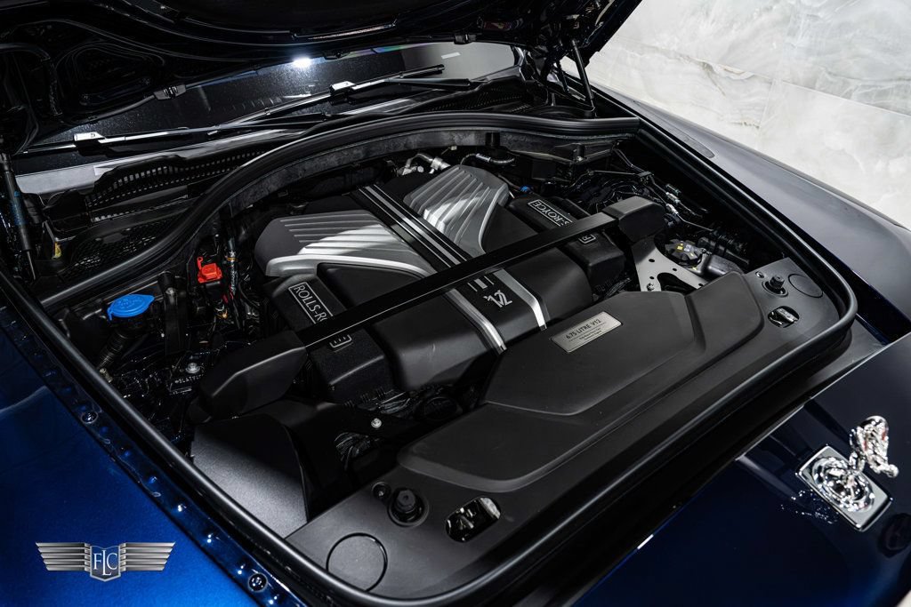 Used 2023 Rolls-Royce Cullinan w/ Cullinan Package AWD/4WD image 13
