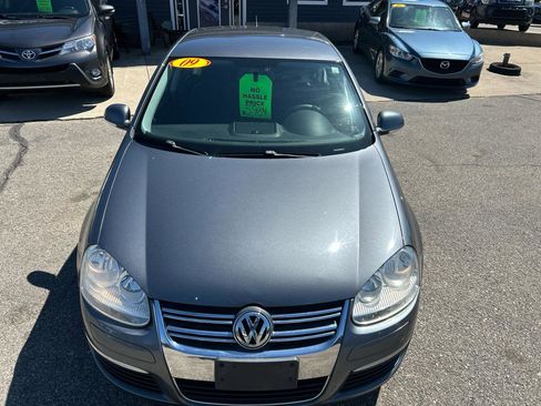 Used 2009 Volkswagen Jetta S image 7