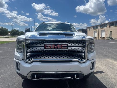 Used 2020 GMC Sierra 2500 Denali w/ Denali Ultimate Package AWD/4WD image 2