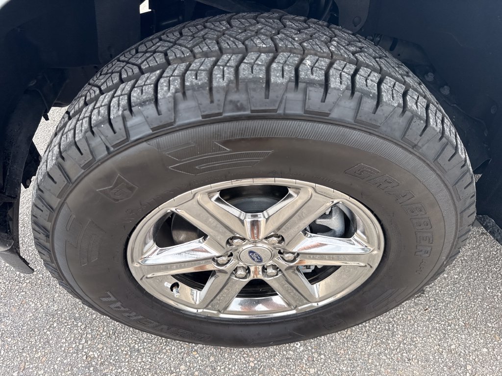 Used 2025 Ford F150 XLT w/ Equipment Group 302A MID AWD/4WD image 13