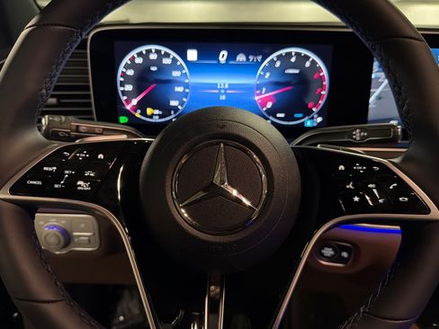 New 2026 Mercedes-Benz GLS 450 4MATIC image 24