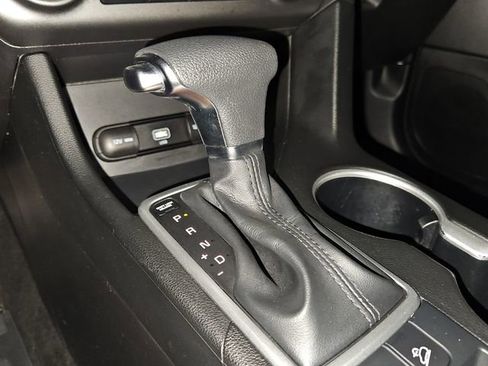 Used 2022 Kia Sportage Nightfall Edition image 22