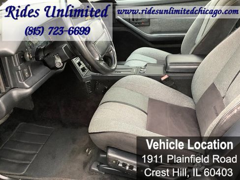 Used 1990 Chevrolet Camaro IROC-Z image 21