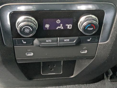 Used 2023 GMC Yukon AT4 image 16