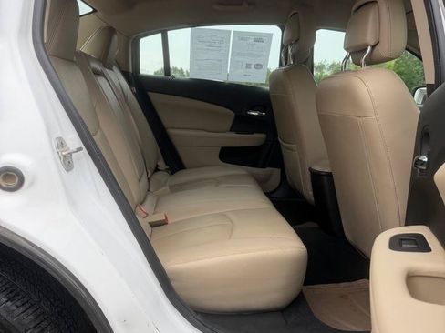 Used 2012 Chrysler 200 Limited FWD image 18