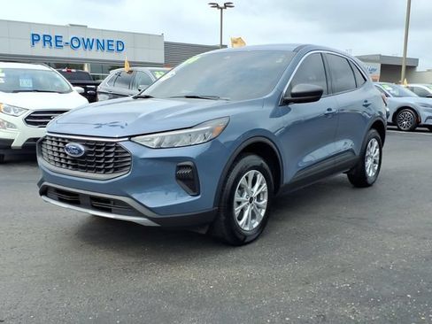 Certified 2024 Ford Escape Active w/ Tech Pack #1 AWD/4WD image 3
