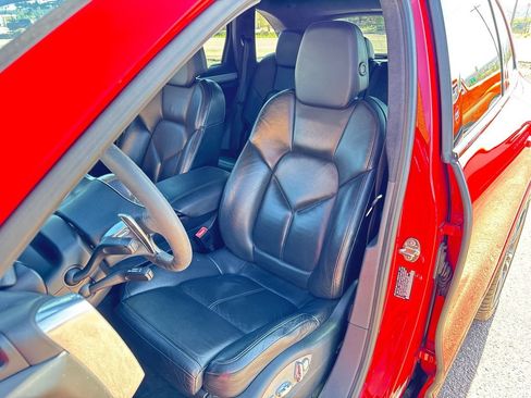 Used 2013 Porsche Cayenne GTS AWD/4WD image 12