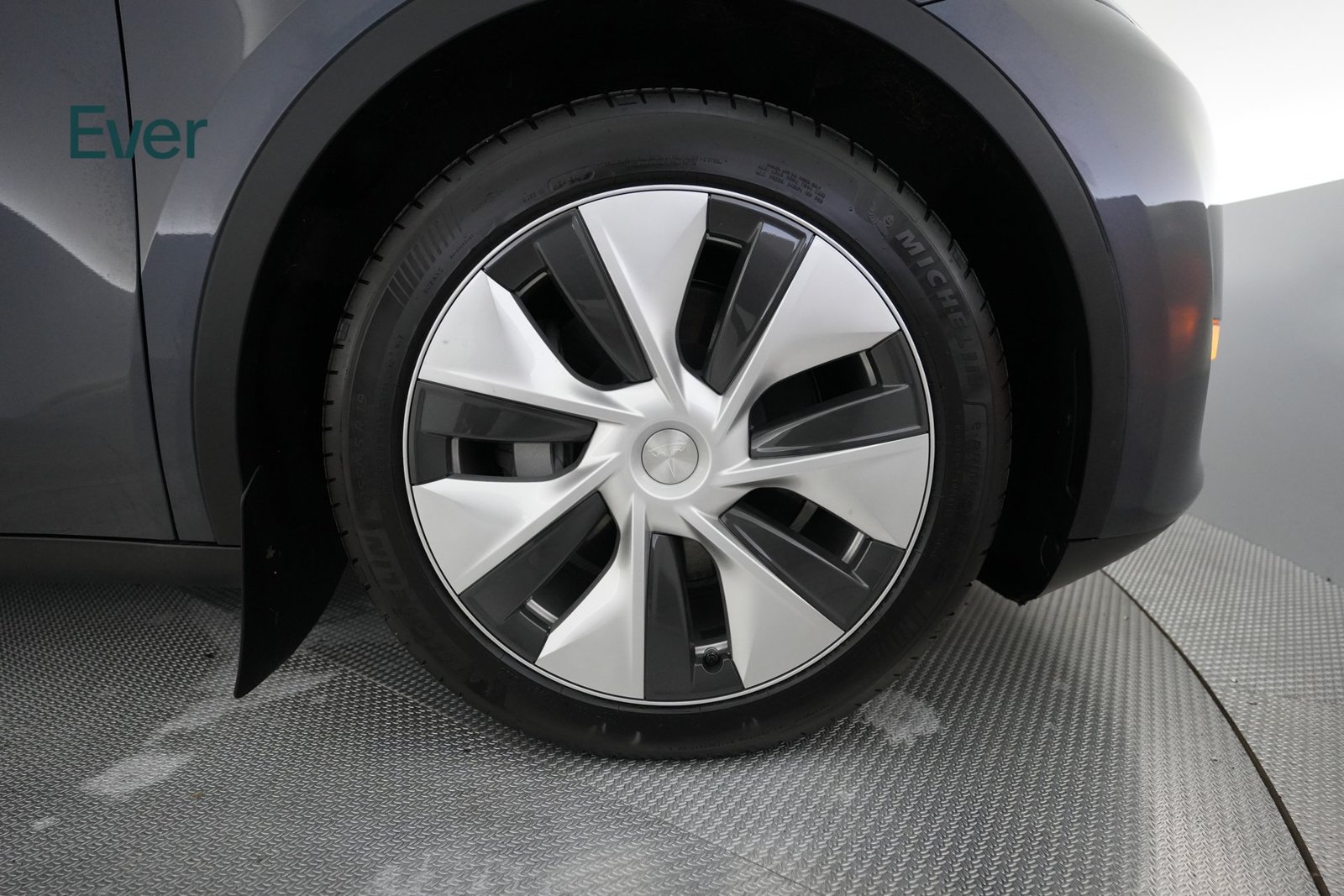 Used 2023 Tesla Model Y Long Range AWD/4WD image 20