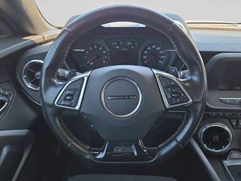 Used 2017 Chevrolet Camaro LT RWD image 20