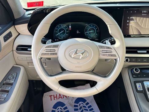 Used 2024 Hyundai Palisade Limited image 16
