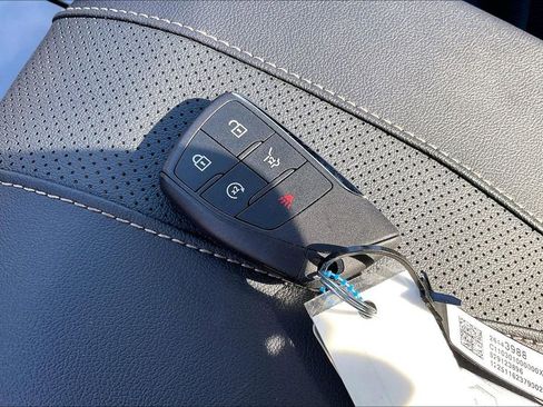 Used 2026 Chevrolet Traverse High Country w/ LPO, Floor Liner Package image 11