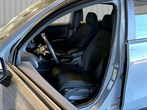 Used 2025 Honda HR-V Sport image 15