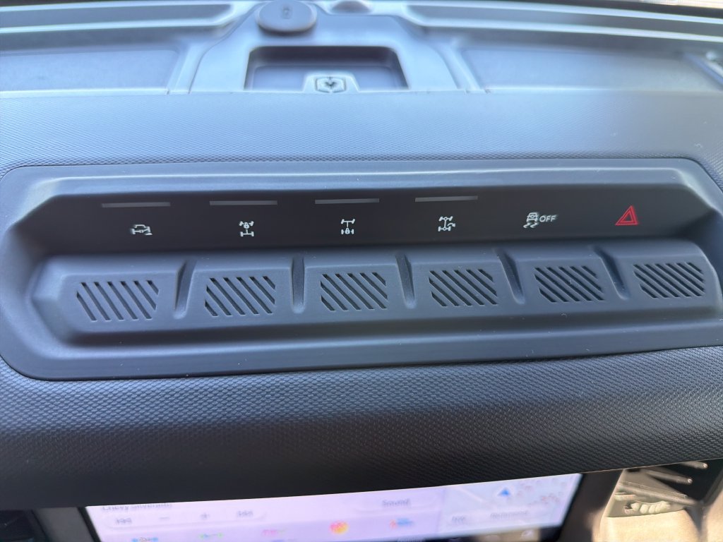 Used 2025 Ford Bronco Badlands AWD/4WD image 26