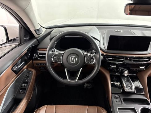 Certified 2025 Acura MDX w/ Technology Package FWD image 21