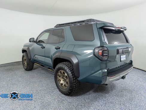 Used 2025 Toyota 4Runner Trailhunter AWD/4WD image 5