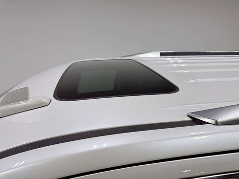 Used 2016 Cadillac Escalade ESV Premium image 10