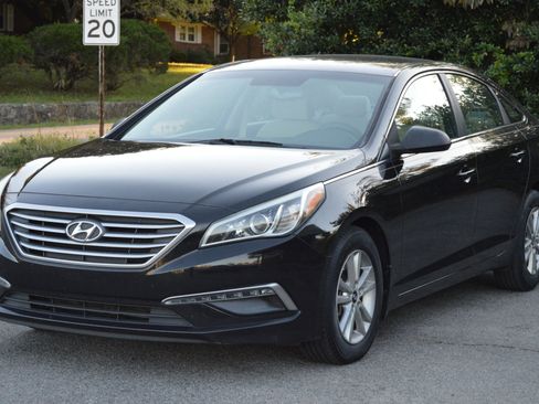 Used 2015 Hyundai Sonata SE w/ Option Group 09 image 1